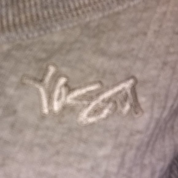 YAGA GIRLZ CROP TOP  GRAY SMALL  SUPER CUTE!!! - Picture 3 of 8